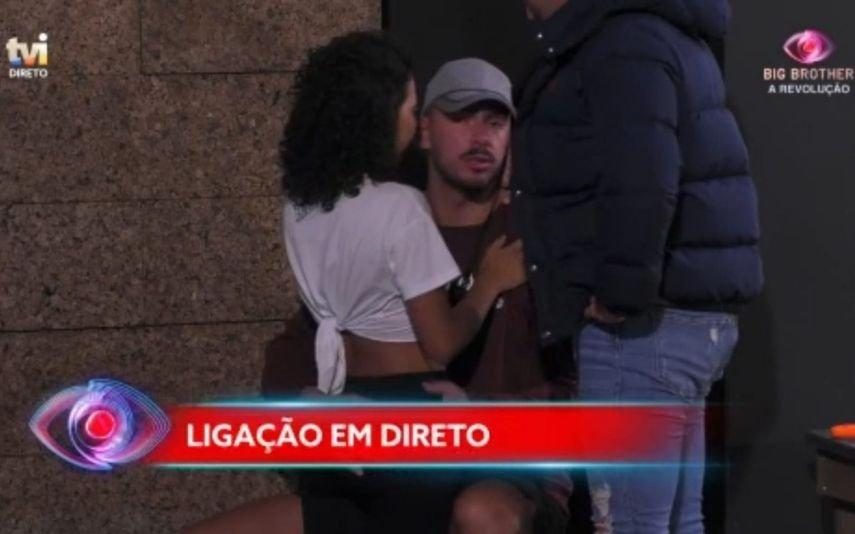 Big Brother Renato inconsolável após comentário de Pedro: 