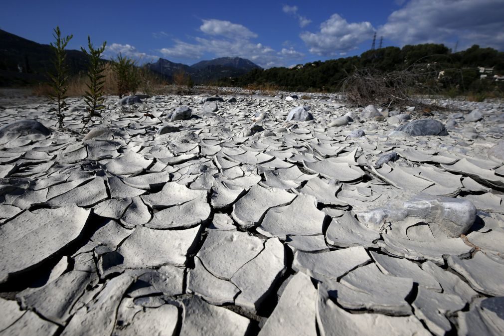 Mantém-se seca meteorológica em quase todo o território