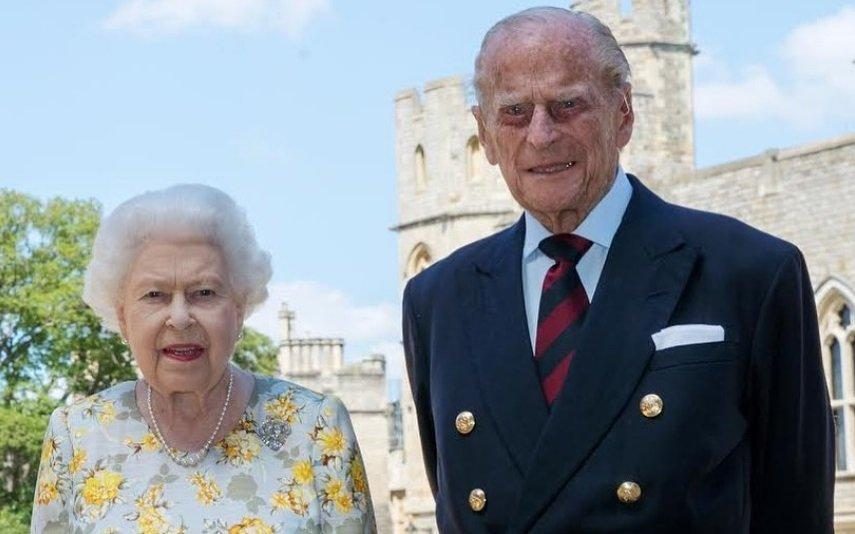 Isabel II e Filipe de Edimburgo Assinalam 73 anos de casados com foto única da lua de mel