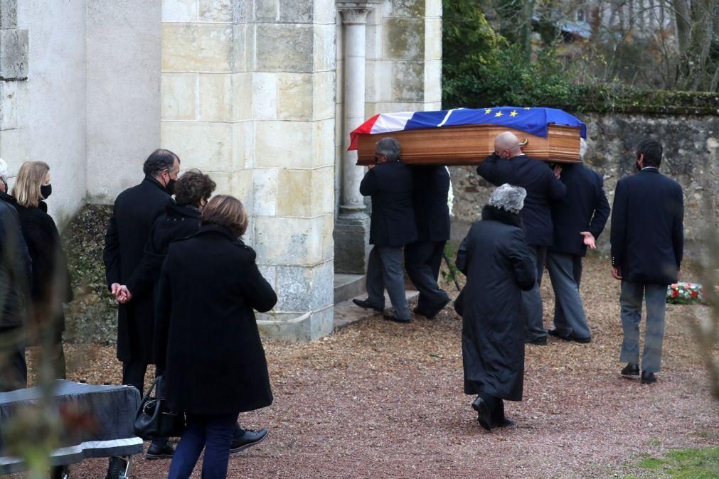 Funeral de Giscard d'Estaing decorreu hoje de manhã em privacidade