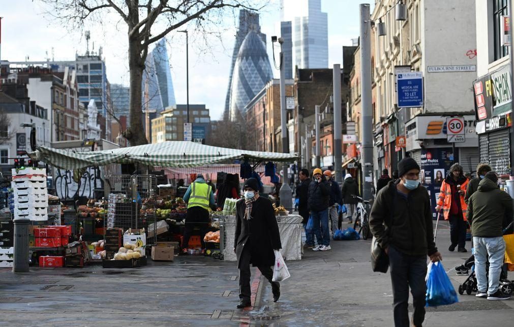 Covid-19: Londres declara situação de emergência