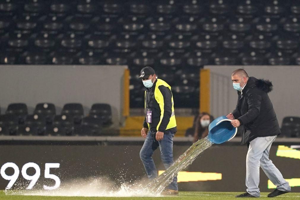 Vitória de Guimarães-Farense novamente adiado devido ao gelo