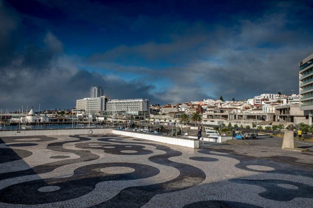 Covid-19: Açores sem tolerância de ponto na terça-feira de Carnaval