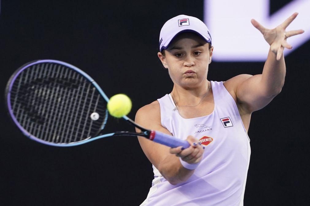 Open da Austrália: Ashleigh Barty bate Alexandrova e está nos oitavos de final