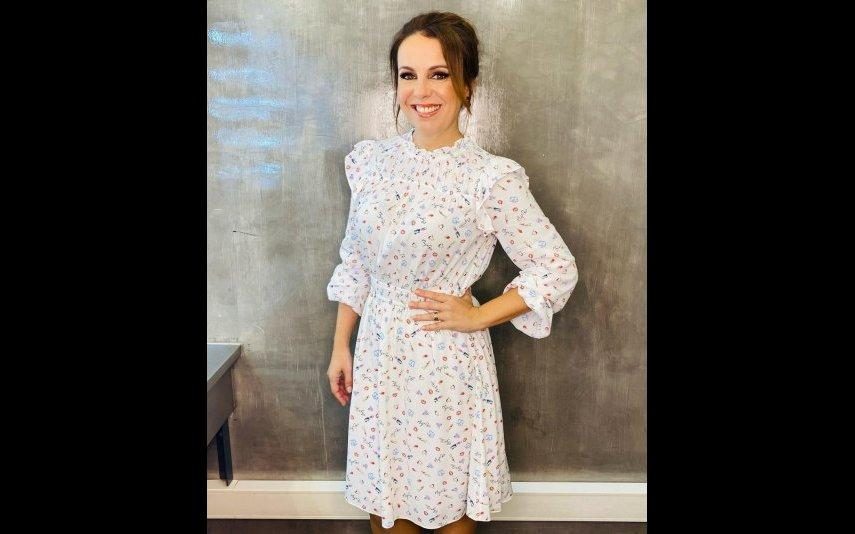 Tânia Ribas De Oliveira Convence com vestido primaveril de 225 euros: 