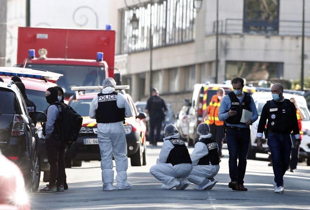 Três detidos na investigação à morte de funcionária da polícia francesa