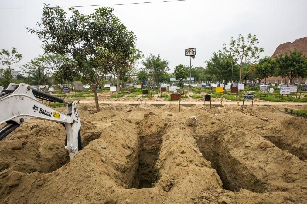 Covid-19: Pandemia matou 3,13 milhões de pessoas em todo o mundo