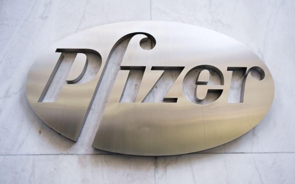 Pfizer espera vender este ano vacinas anti-covid por 26 mil milhões de dólares