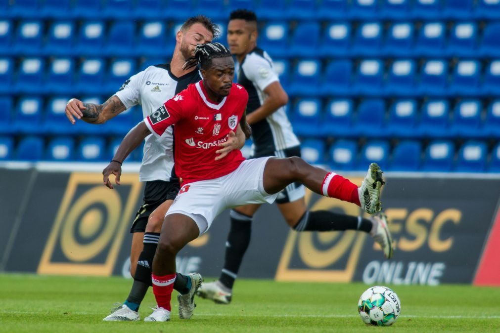Santa Clara assegura Liga Conferência Europa e dita descida do Farense