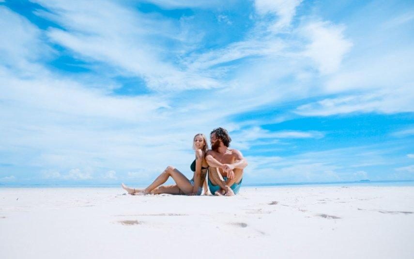 Saiba como proteger o cabelo do sol, cloro e água salgada