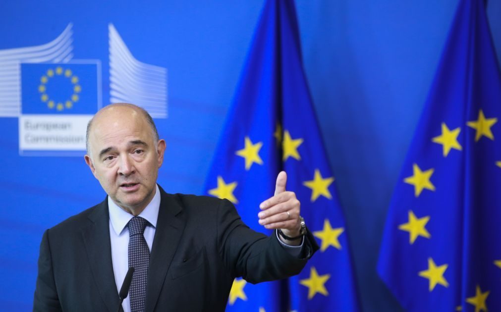 Comissário Moscovici diz que é toda a zona euro que vira uma página