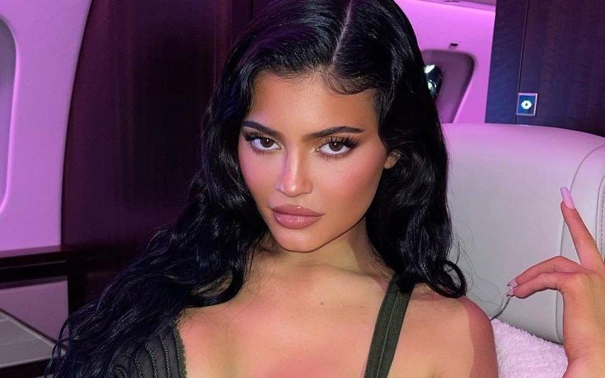 Kylie Jenner, a irmã mais nova de Kim Kardashian, está grávida (Vídeo)