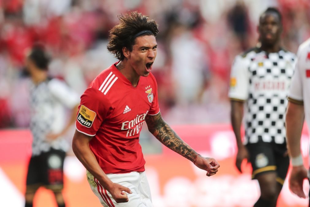 Benfica vence Boavista e consolida liderança da I Liga