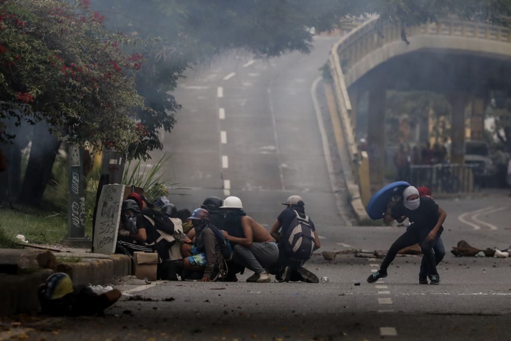 Venezuela: Protestos contra Presidente Nicolás Maduro já provocaram 100 mortos