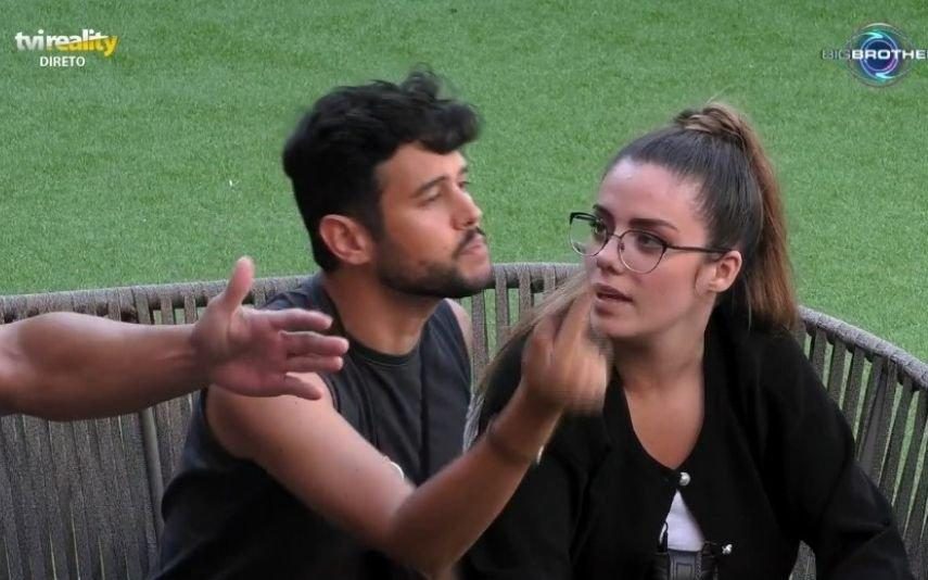 Casa do Big Brother pega fogo com discussão e ameaças