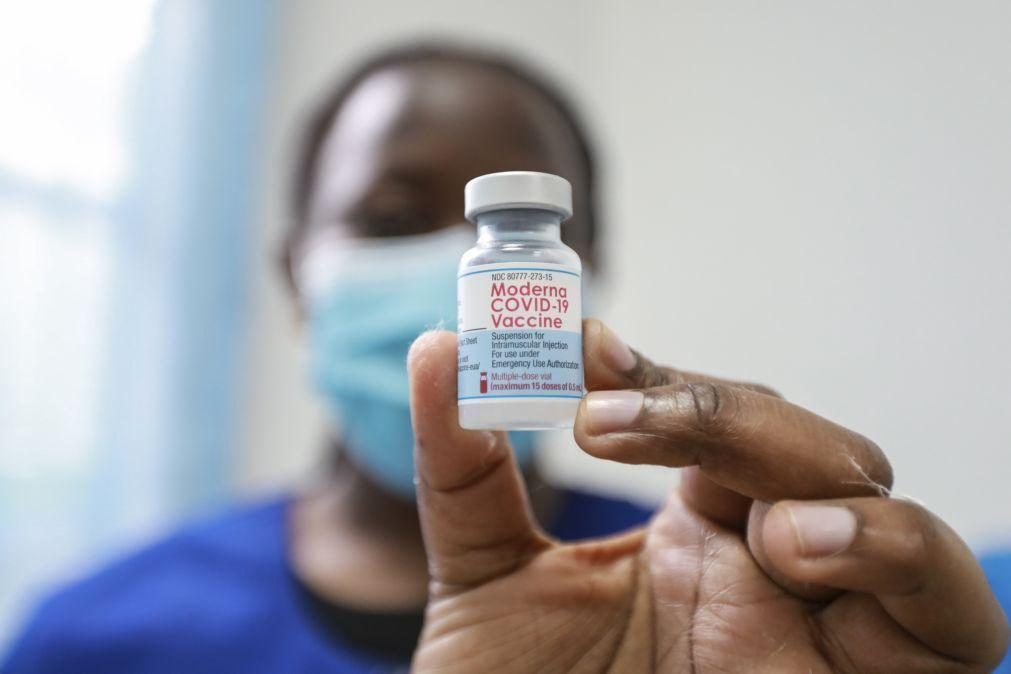 Covid-19: Moderna disponibiliza até 110 milhões de doses de vacinas a África