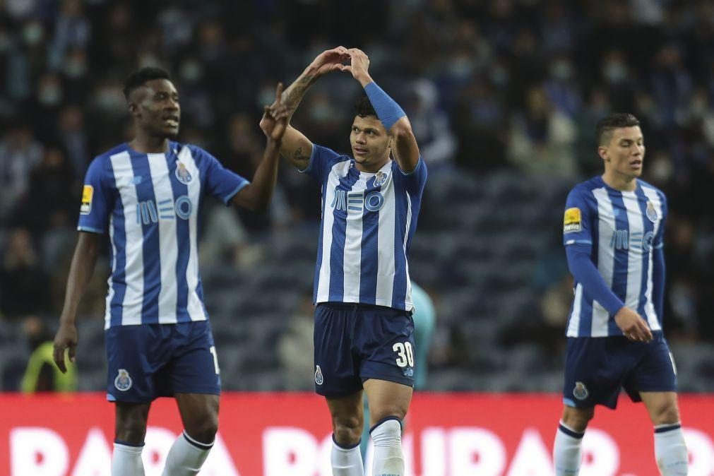 FC Porto vence Guimarães e segue na liderança com Sporting