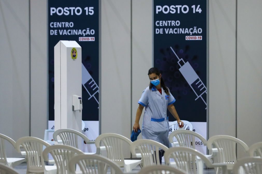 Vacinação covid-19 em Casa Aberta para pessoas com mais de 50 anos