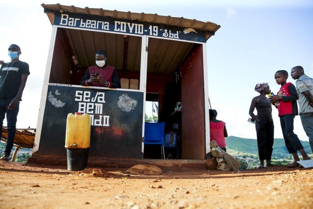 Covid-19 é nome de doença e de barbearia em Angola