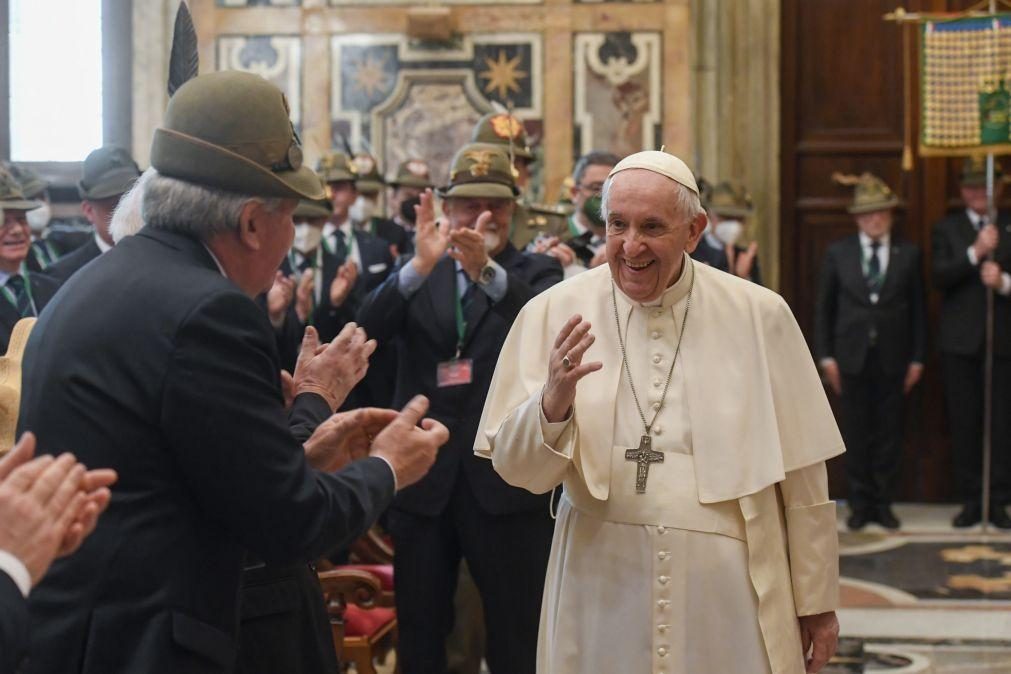 Ucrânia: Papa apela à paz para que mundo seja protegido 