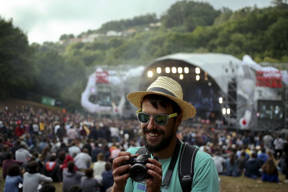 Paredes de Coura: O festival celebra 25 anos e abre com Escola de Rock