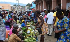 Salário mínimo da função pública em São Tomé e Príncipe mais do que duplica em maio