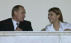 Amante secreta de Putin considerada a mulher mais flexível da Rússia