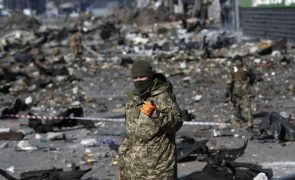 Ucrânia: Tropas de Kiev conseguem retardar avanço das forças russas