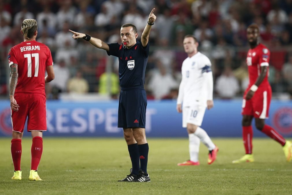 LC: Turco Cüneyt Çakir arbitra Steaua Bucareste-Sporting