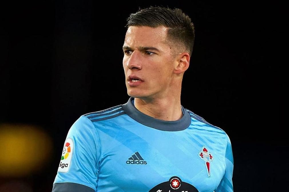 Jogador Santi Mina condenado a quatro anos de prisão por abuso sexual