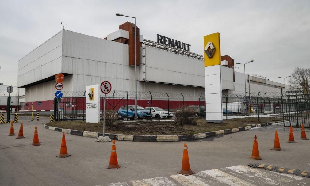 Renault anuncia venda de filial na Rússia com opção de recompra durante seis anos