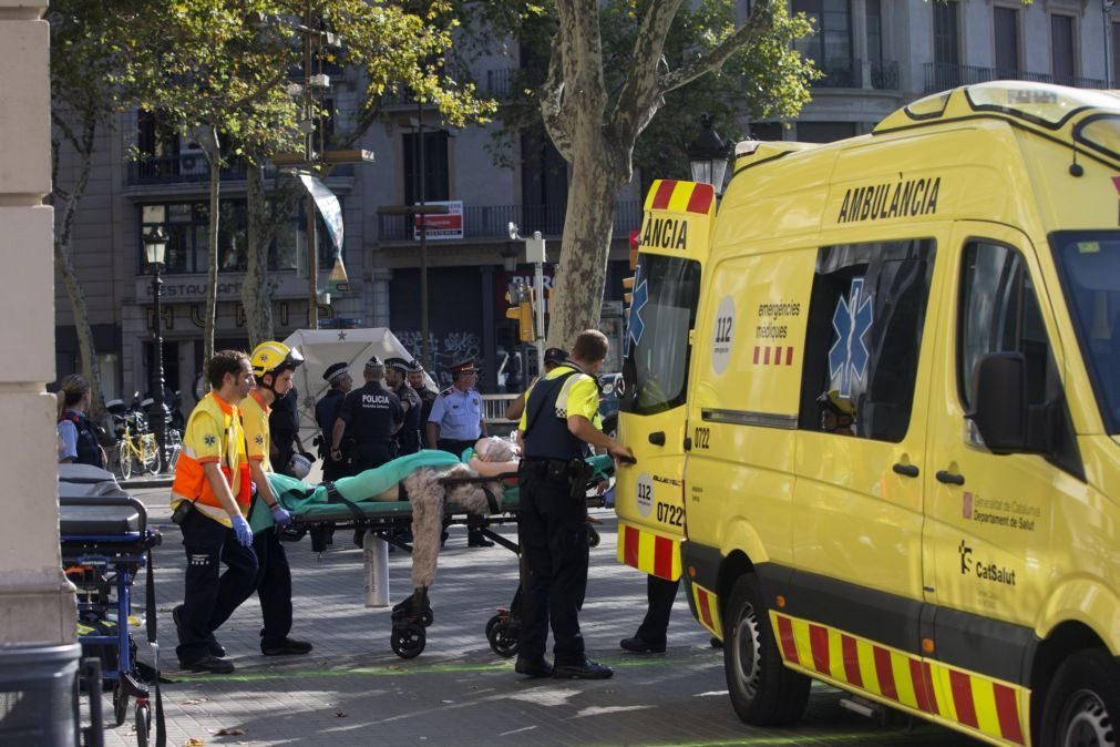 Atentado de Barcelona: Sete dos 45 feridos hospitalizados continuam em estado crítico