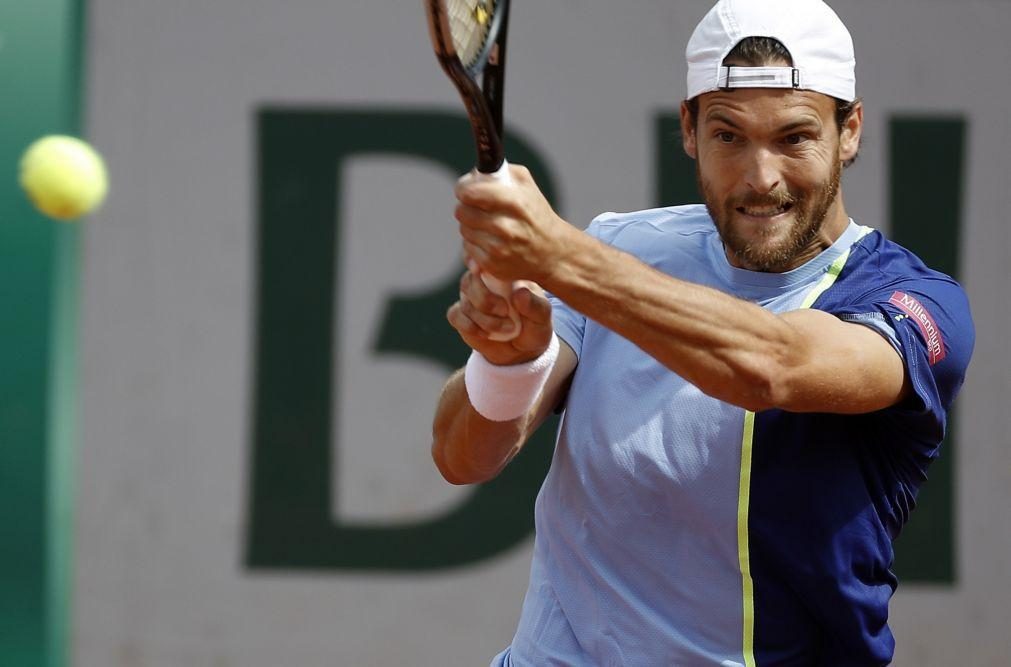 João Sousa eliminado na primeira ronda de pares de Roland Garros