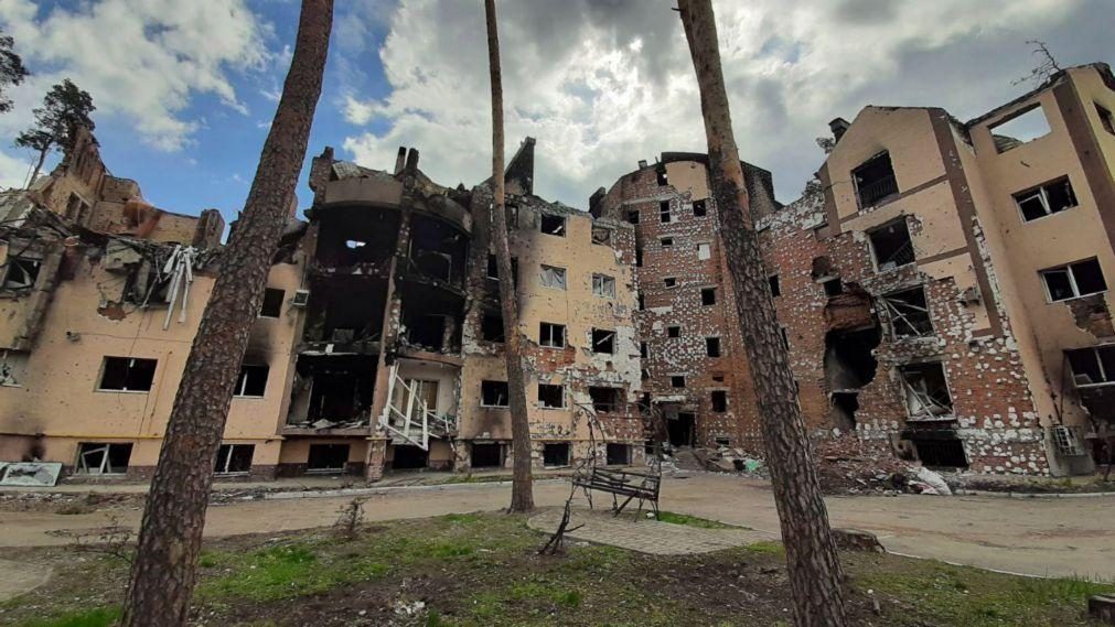 Bombardeamentos na Ucrânia estão a matar e a mutilar crianças