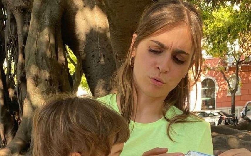 Benedita Pereira isolada com o filho, revela foto rara do rosto de Álvaro